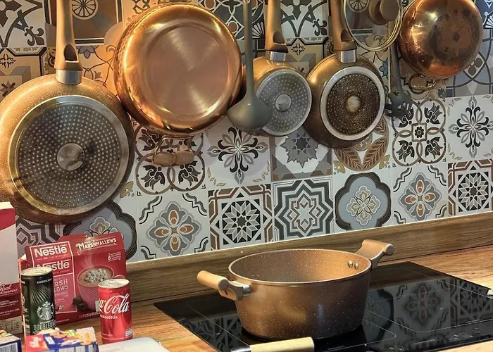 ヴィラ 5brs Spanish Hacienda Big Kitchen 10 Mins From Mrt Huaykwang